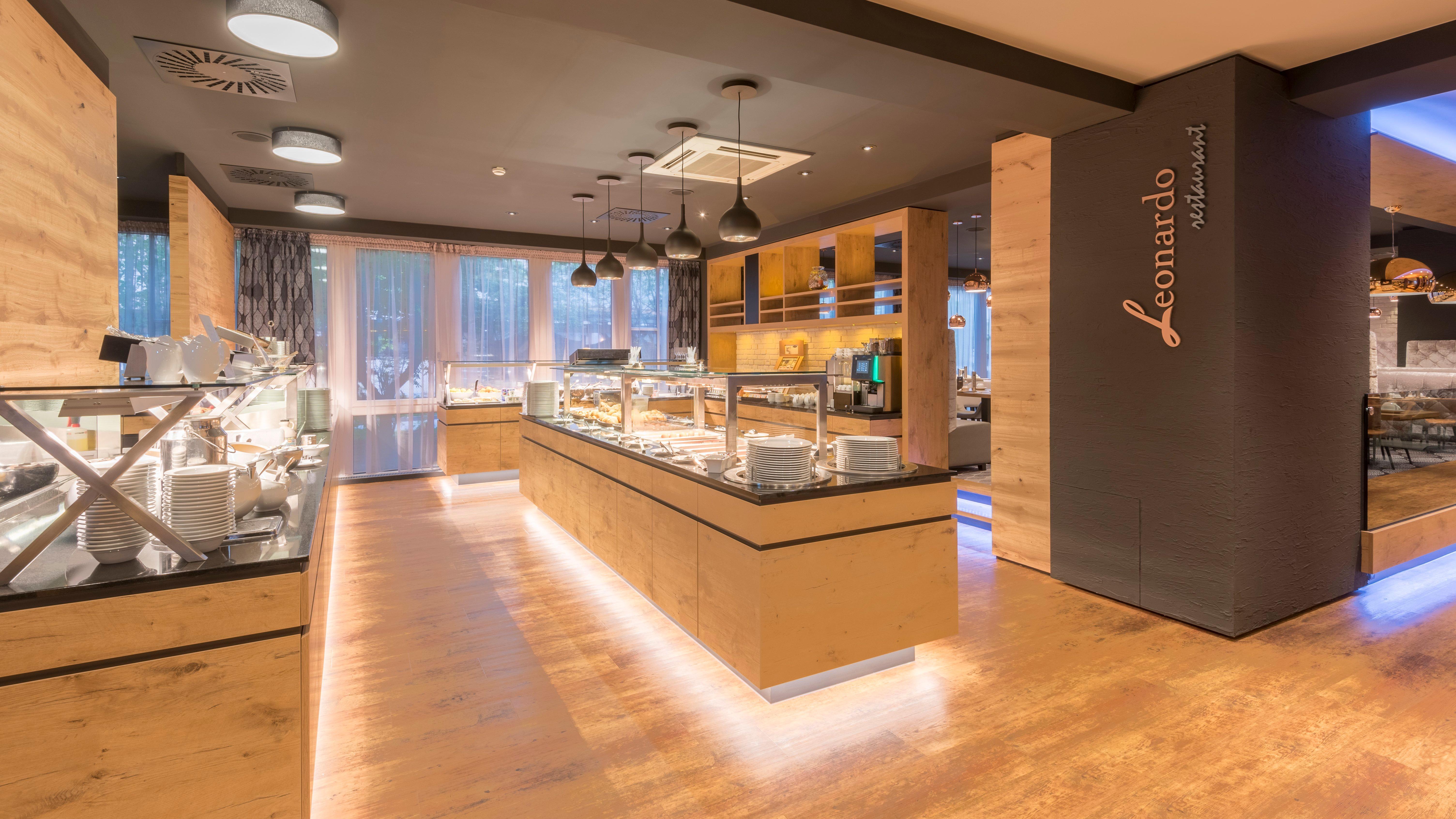 Holiday Inn Munich Unterhaching By Ihg Εξωτερικό φωτογραφία