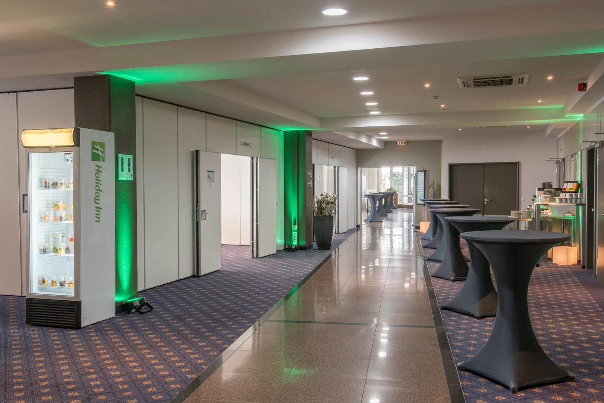 Holiday Inn Munich Unterhaching By Ihg Εξωτερικό φωτογραφία